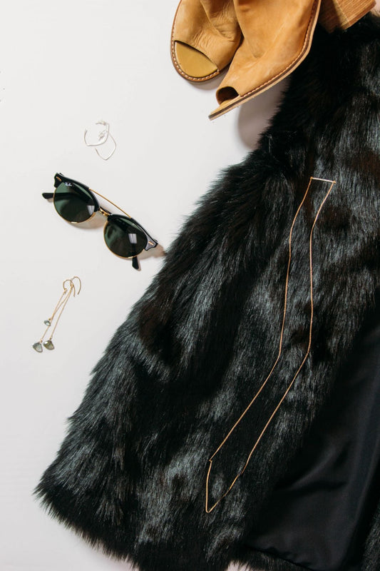 Last-Minute Gifts You Can't Go Without (5 RL Women Guide Your Purchase!)