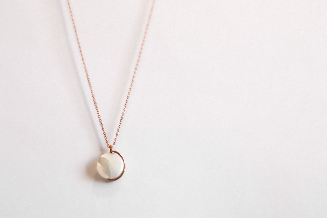 Wren ii Necklace in Rose Gold