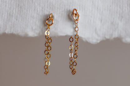 Delicate Dangle Earring