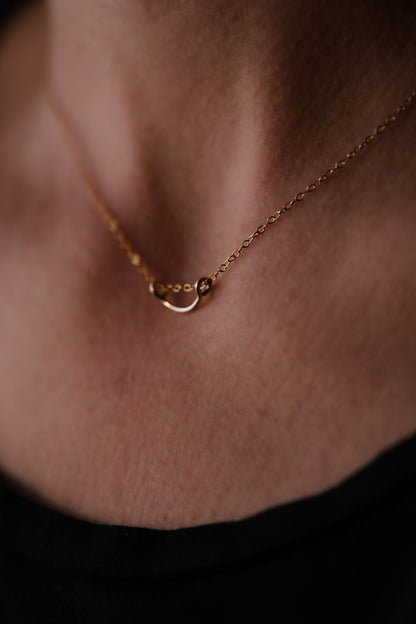 Incline Necklace
