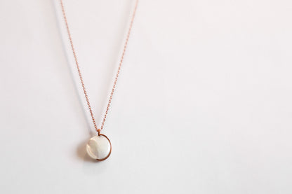 Wren ii Necklace in Rose Gold