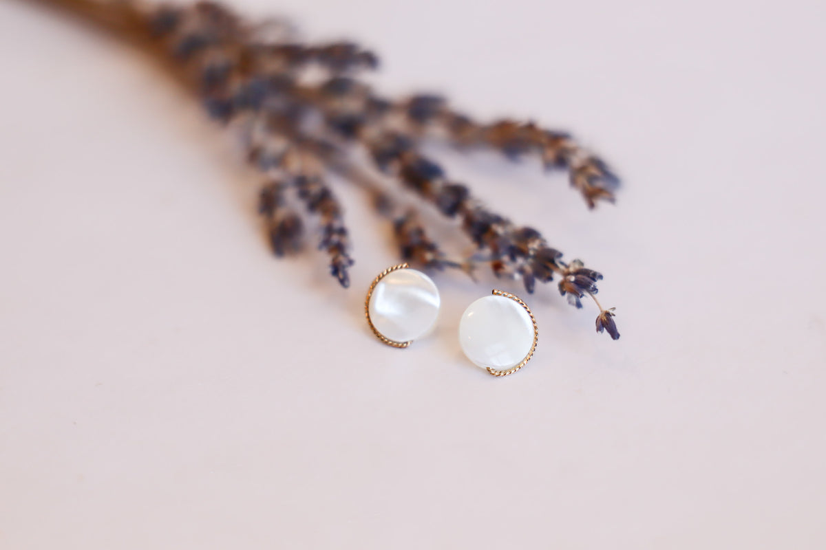 Wren Studs with Rope Flourish