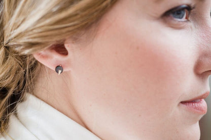 Suni Studs