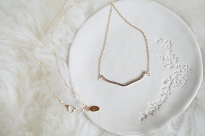 Essor Necklace